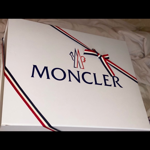 AUTHENTIC MONCLER “ K2 Down Jacket “ With tags for 18/24 MONTH OLD. - Picture 6 of 15